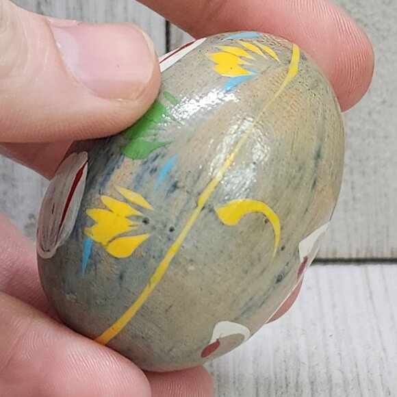 Hand Painted Swan Wooden Paperweight Home Art Decorative Collectible - Picture 4 of 7